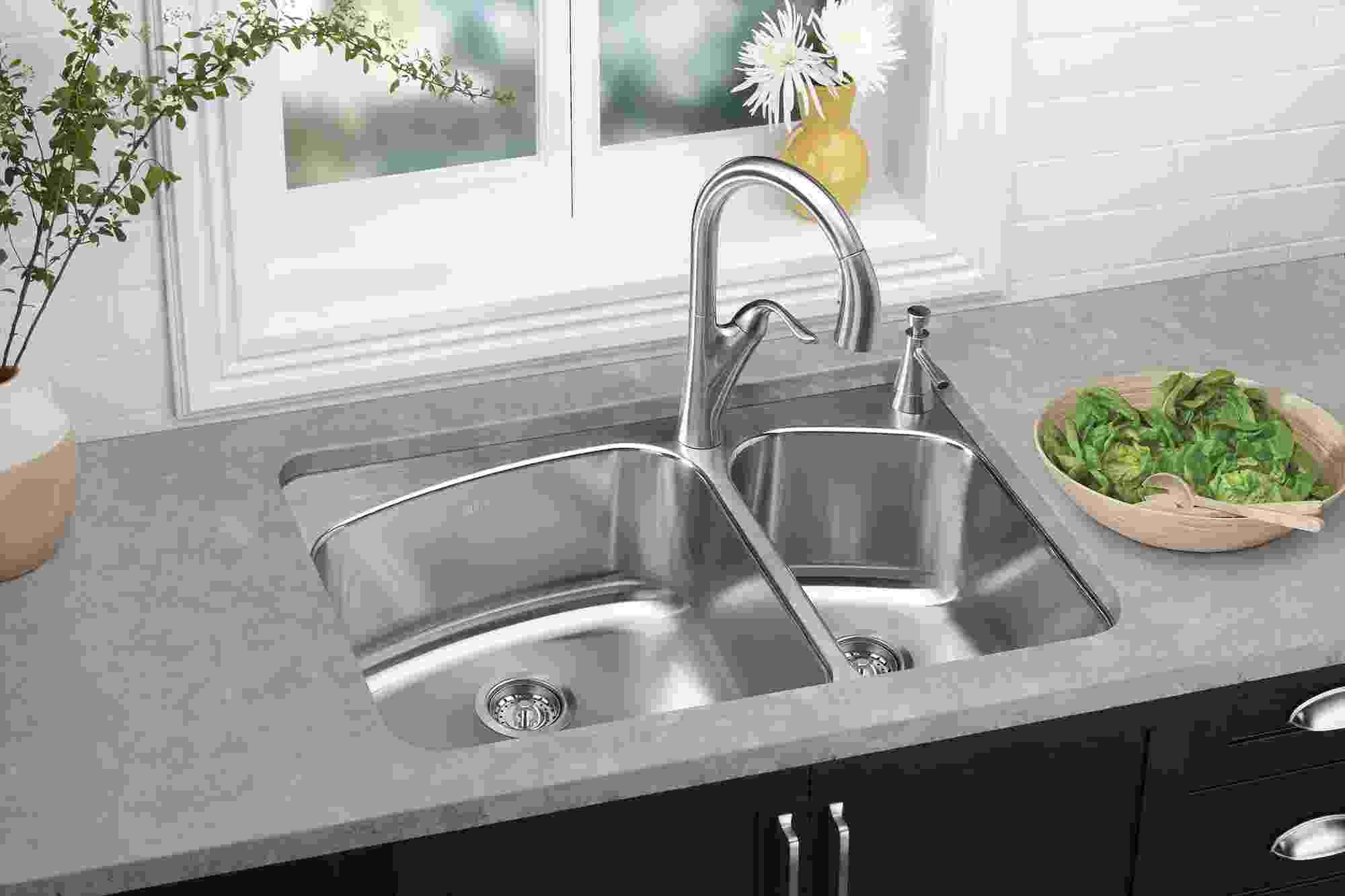 How To Install And Undermount Kitchen Sink