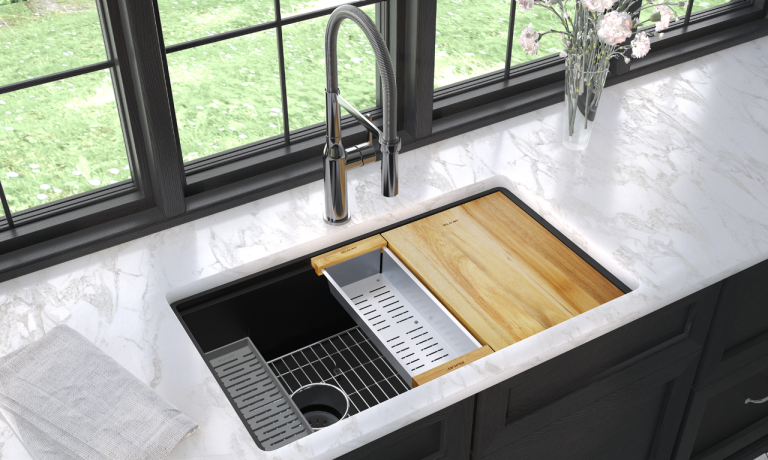 Quartz Luxe Sink in Obsidian